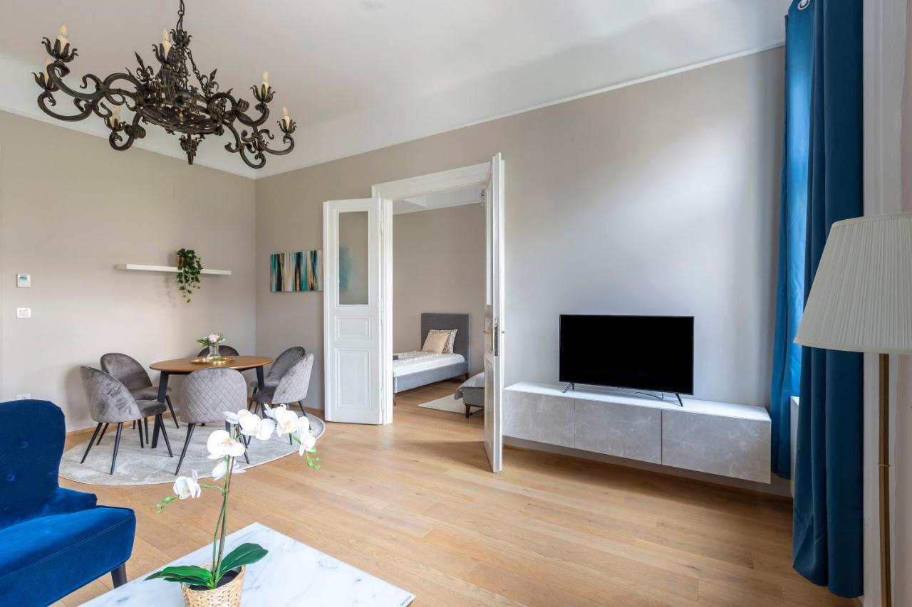 Luxury Elizabeth Residence next to the New York Café Budapest Exterior foto